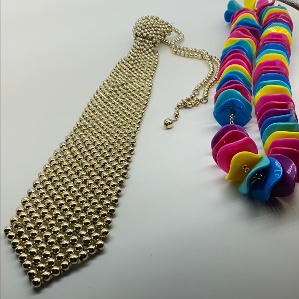 Tie necklace and bright color necklace